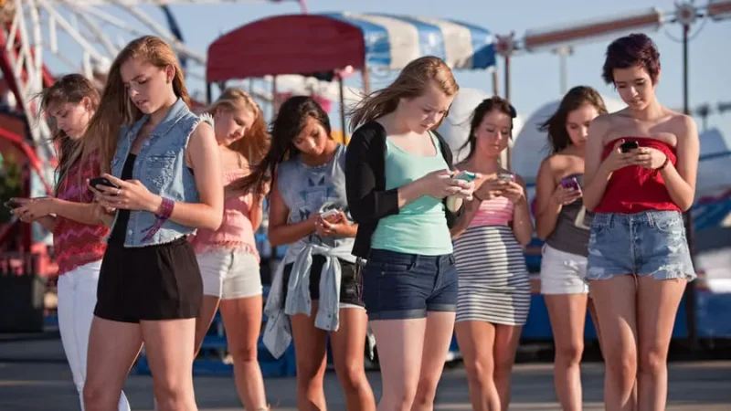 Evolution of Social Media Girls: Past to Future Unveiled